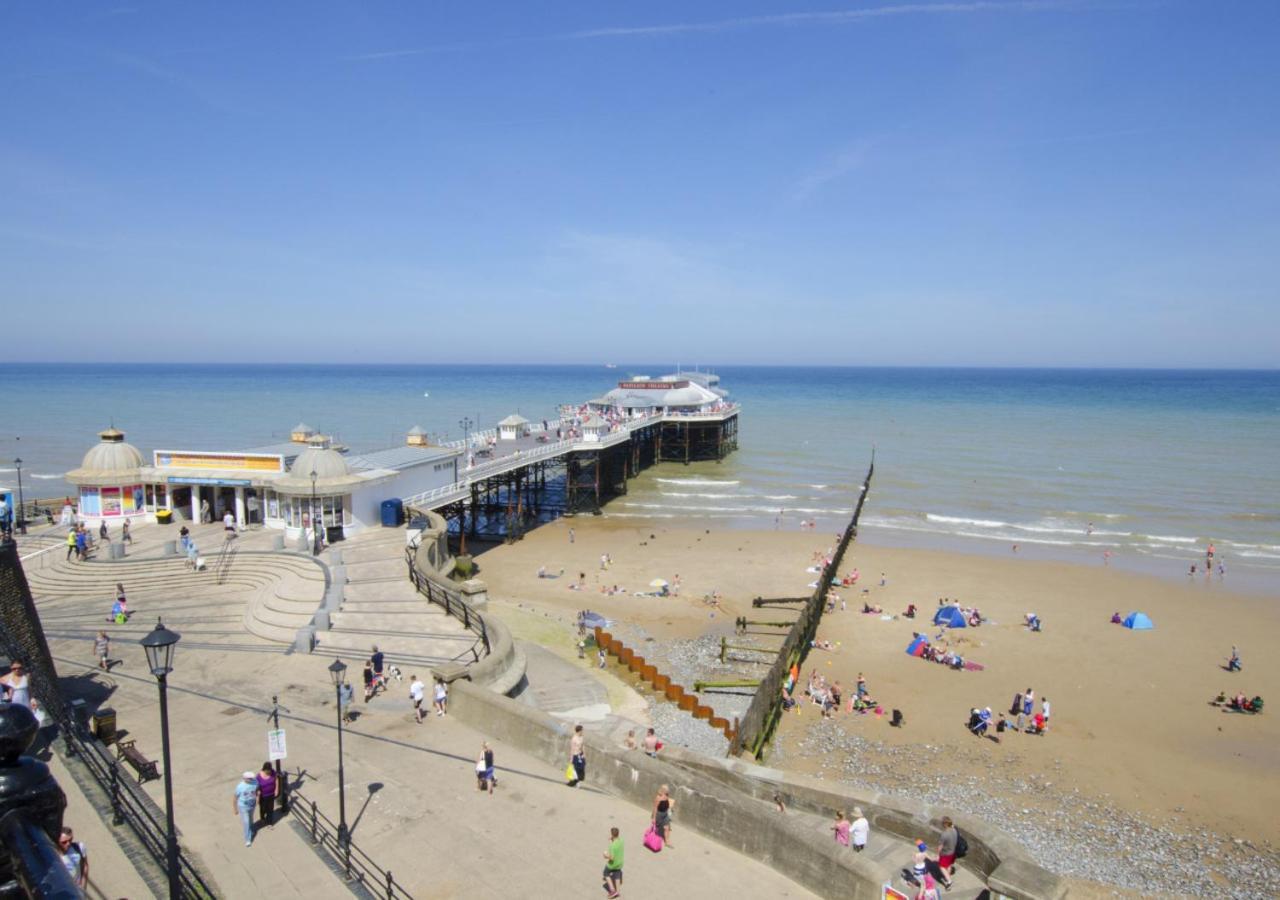 Flat E Appartement Cromer Buitenkant foto